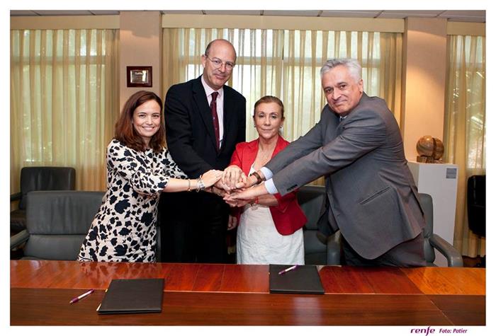 Renfe y Fundela firman un convenio de colaboración.
